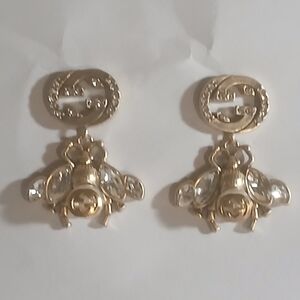 Authentic Vintage Gucci Gold Tone Faus Pearl Crystal Bee Earrings